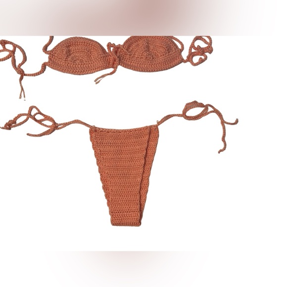 Crochet Coral Bikini Set - Picture 2 of 6